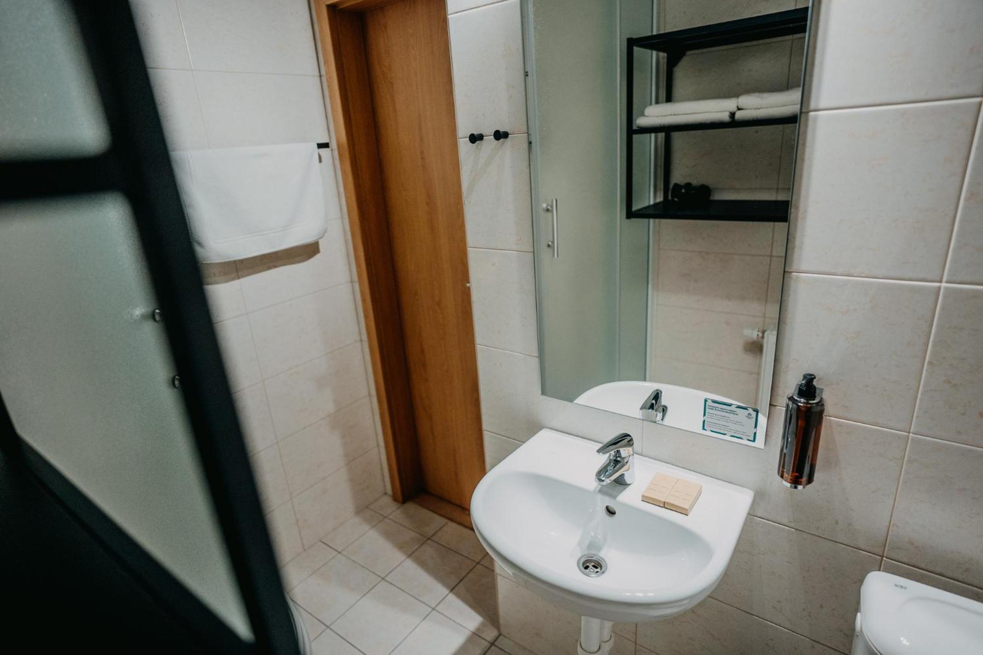 House Hotel Hradec Kralove Exterior photo
